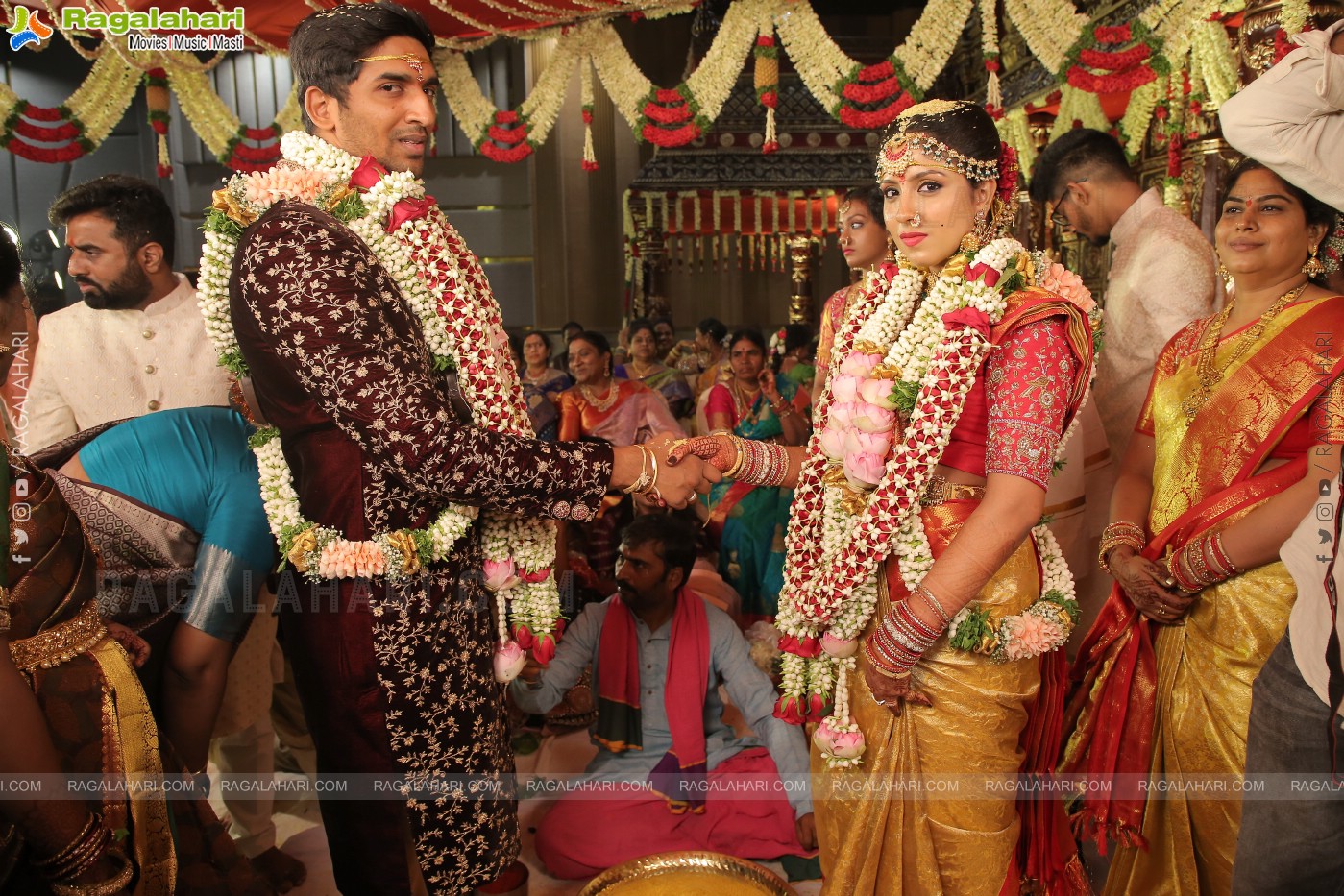 Parepally Madhu Goud's Son Vishal Goud & Shivangi Grand Wedding Ceremony