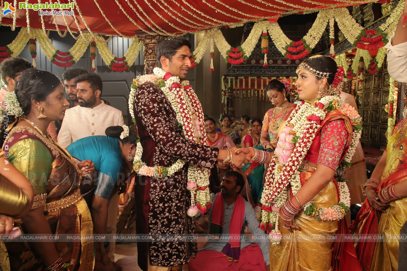 Parepally Madhu Goud's Son Vishal Goud & Shivangi Grand Wedding Ceremony