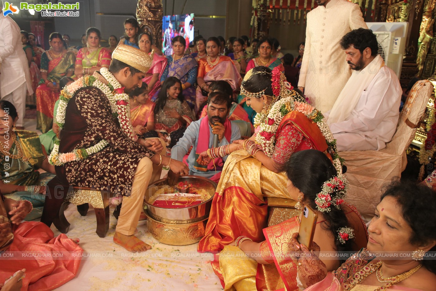 Parepally Madhu Goud's Son Vishal Goud & Shivangi Grand Wedding Ceremony