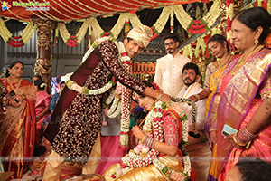 Vishal Goud & Shivangi Wedding Photos