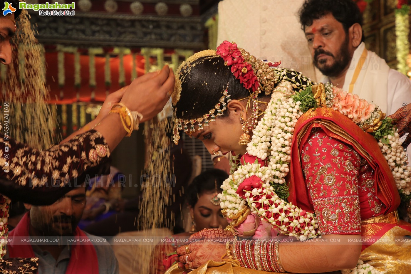 Parepally Madhu Goud's Son Vishal Goud & Shivangi Grand Wedding Ceremony