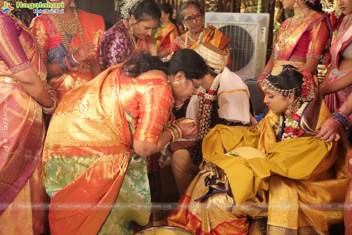 Parepally Madhu Goud's Son Vishal Goud & Shivangi Grand Wedding Ceremony