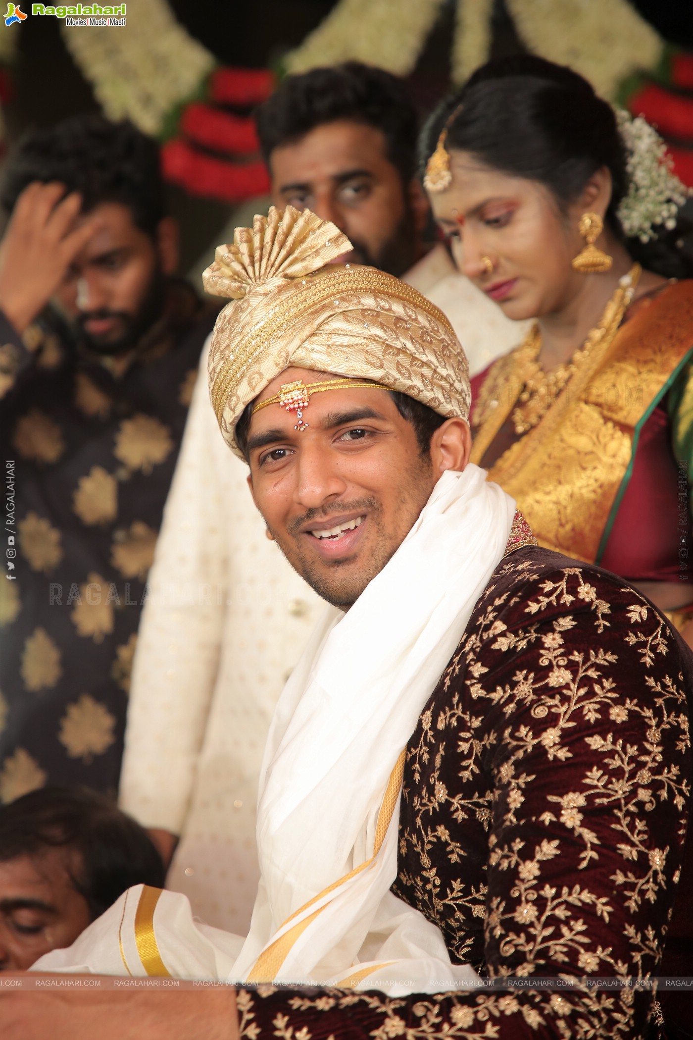 Parepally Madhu Goud's Son Vishal Goud & Shivangi Grand Wedding Ceremony