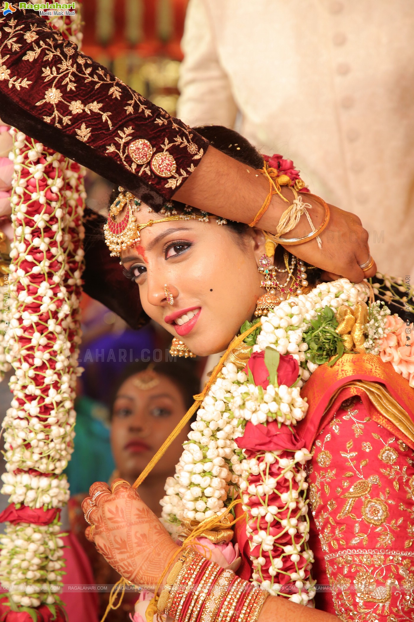 Parepally Madhu Goud's Son Vishal Goud & Shivangi Grand Wedding Ceremony