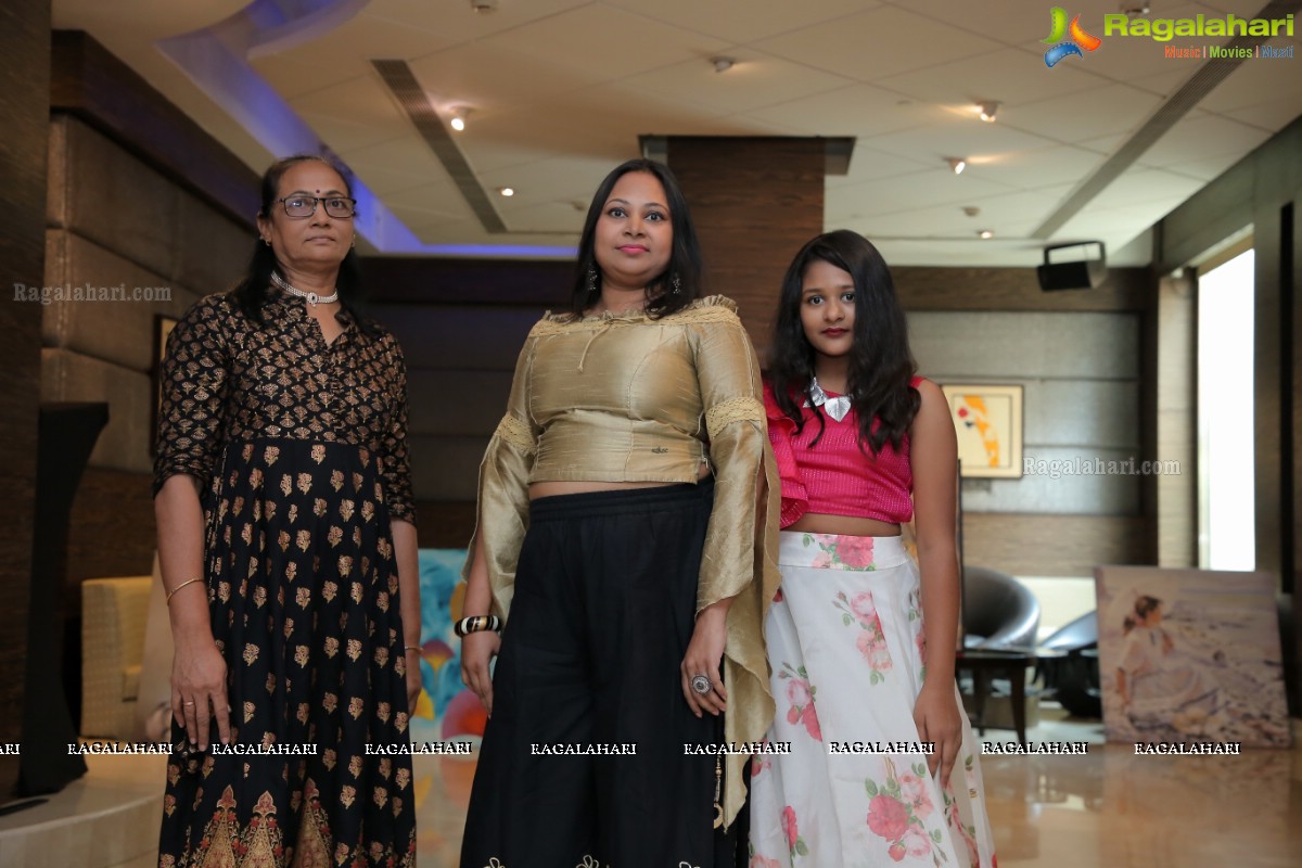 Mother's Day Celebrations - Mother & Child Twinning Fashion Walk at Visual Art Gallery 