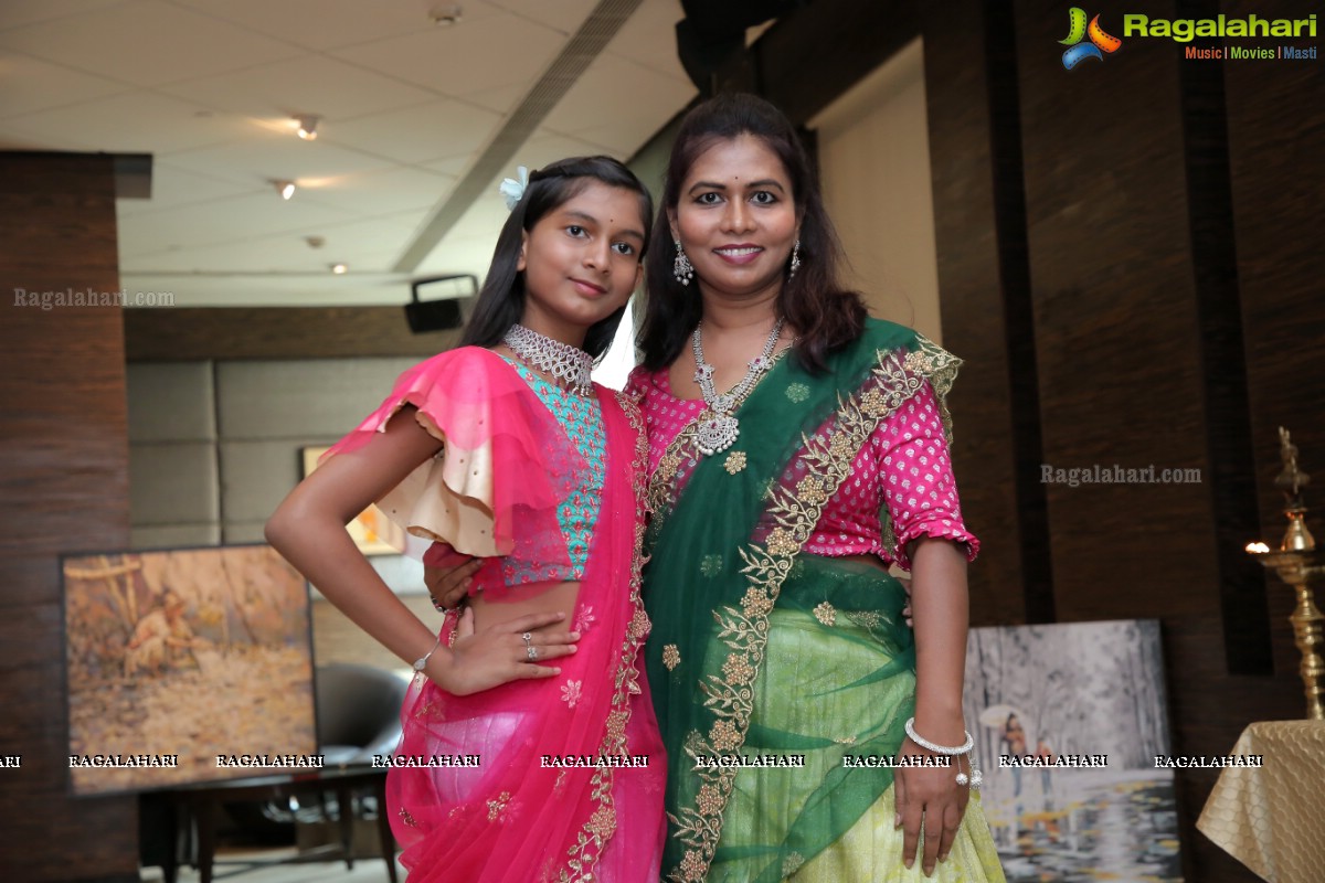 Mother's Day Celebrations - Mother & Child Twinning Fashion Walk at Visual Art Gallery 