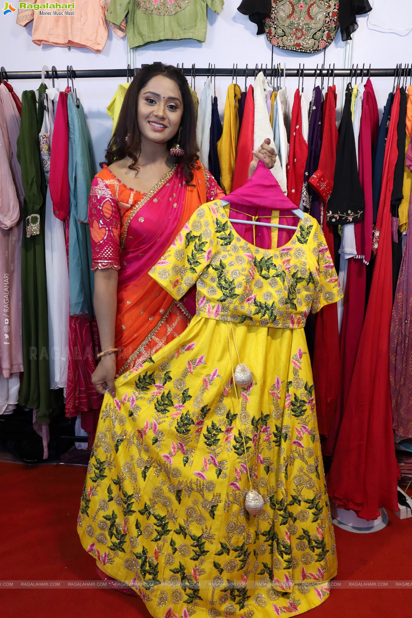 Sutraa Exhibition, Hyderabad Inaugurated by Actress Keerthi keshav bhat