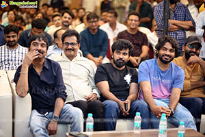 Aa Okkati Adakku Movie Pre Release Event