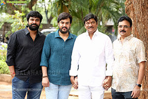 Shashtipoorthi Pre Release Veduka, Press Meet