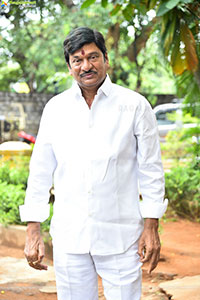 Shashtipoorthi Pre Release Veduka, Press Meet