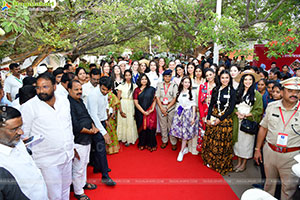 Miss World Delegates Explore Hyderabad’s Eco-Tourism Park 