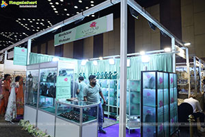 Hi Life Exhibition: Summer Fashion & Wedding Season Special 