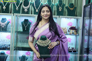 Hi Life Exhibition: Summer Fashion & Wedding Season Special 
