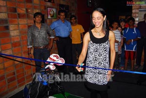 Dinaz Launches Golf Section at Sports Bar