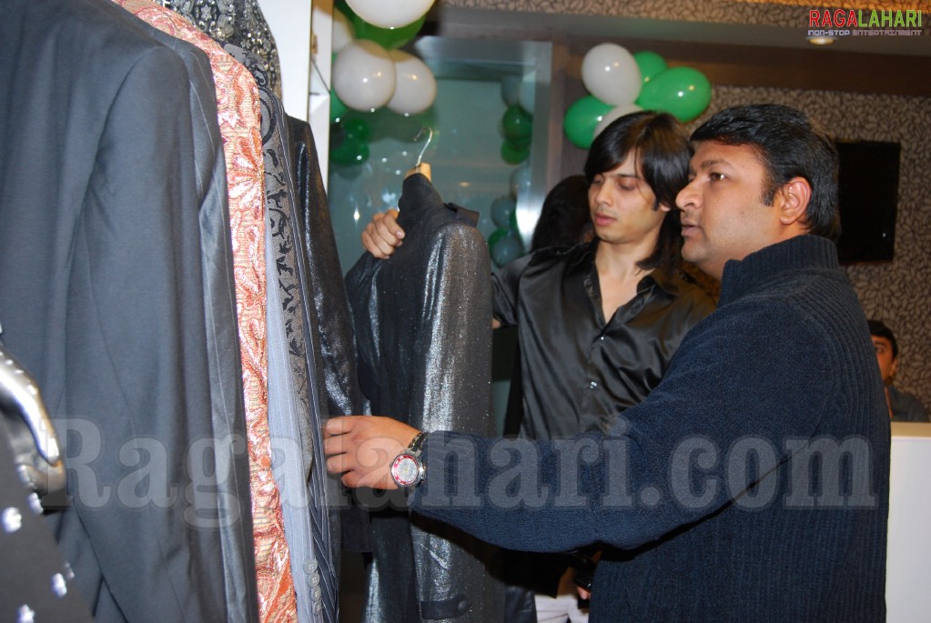 Allu Arjun, Sradha Das at ENVY Launch, Designer Store  in Banjara Hills, Hyderabad