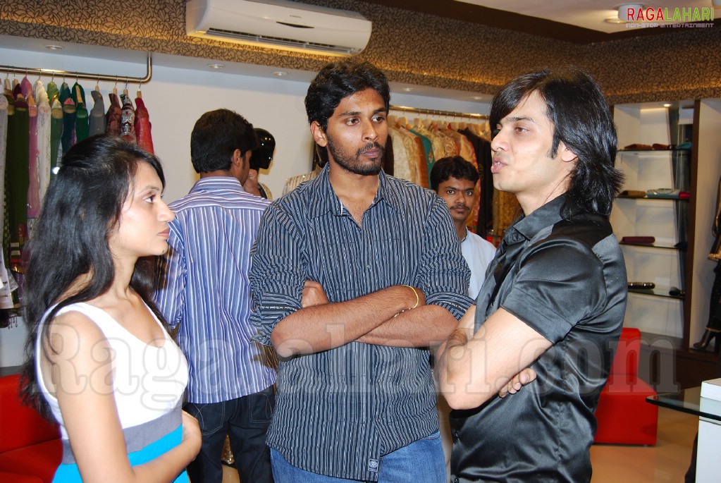 Allu Arjun, Sradha Das at ENVY Launch, Designer Store  in Banjara Hills, Hyderabad