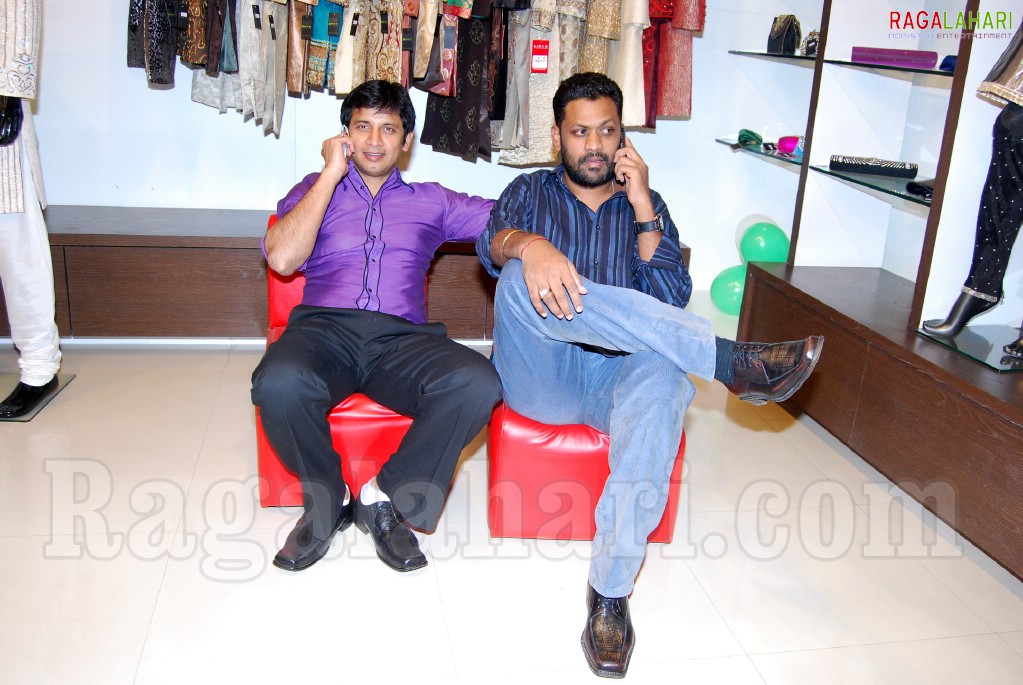 Allu Arjun, Sradha Das at ENVY Launch, Designer Store  in Banjara Hills, Hyderabad