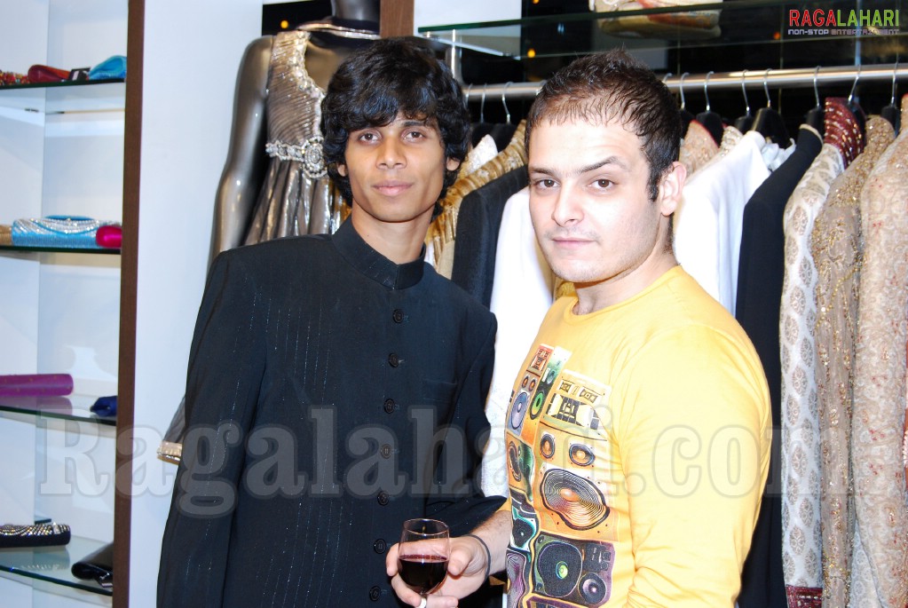 Allu Arjun, Sradha Das at ENVY Launch, Designer Store  in Banjara Hills, Hyderabad