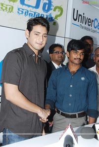 Mahesh Babu at Univercell as Brand Ambassador