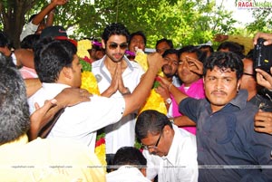 Rana Meets Fans