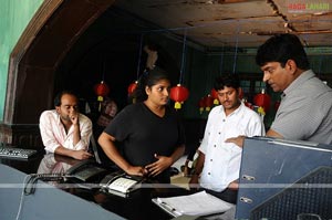 Bhumika, Sneha, Sindhura Gadde, Ravi Babu