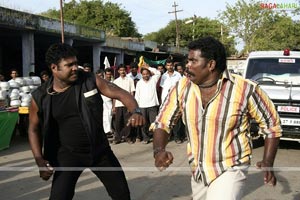 Namitha, Bala, Kalabhavan Mani, Julia