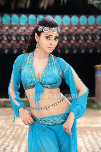 Shriya Photo Gallery from Mahamuduru