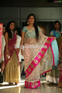 Karishma Sathe Art Walk Cum Fashion Show at Taj Deccan