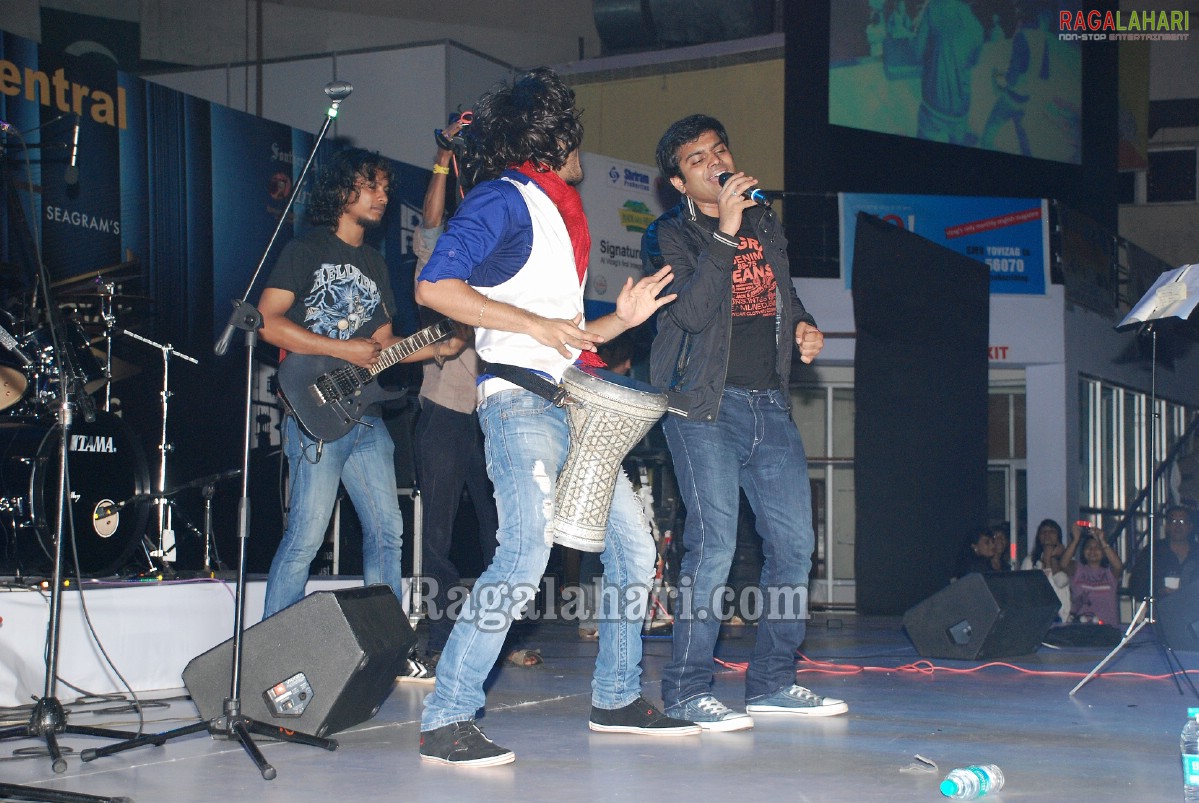 Idols Rock Concert, Vizag (Set 1)