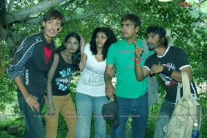 Sandeep Tiwari, Sankalpana, Anil Moghli, Praneetha, Varsheel