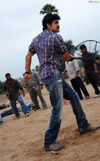 Nagarjuna, Anushka, Priyamani