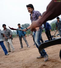 Nagarjuna, Anushka, Priyamani