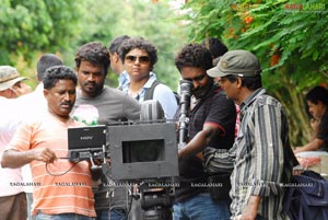 Ala Modalaindi Working Stills