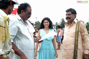 Kathi Kantarao Working Stills