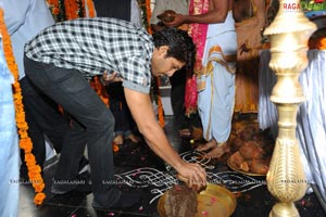 Allu Arjun-Ileana Film Muhurat