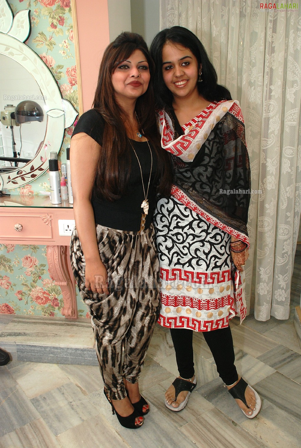 Chash of India Arabesque Beauty Salon & Day Spa Launch