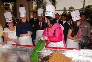 CM Kiran Kumar Reddy Wife Radhika Reddy at ITC Grand Kakatiya Cake Mixing