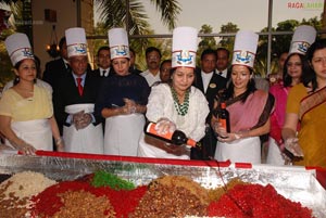 CM Kiran Kumar Reddy Wife Radhika Reddy at ITC Grand Kakatiya Cake Mixing