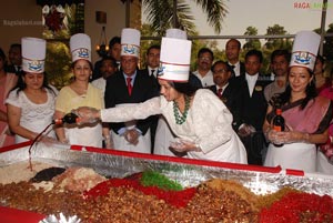CM Kiran Kumar Reddy Wife Radhika Reddy at ITC Grand Kakatiya Cake Mixing