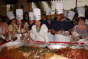 CM Kiran Kumar Reddy Wife Radhika Reddy at ITC Grand Kakatiya Cake Mixing