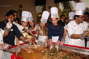 CM Kiran Kumar Reddy Wife Radhika Reddy at ITC Grand Kakatiya Cake Mixing