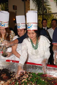 CM Kiran Kumar Reddy Wife Radhika Reddy at ITC Grand Kakatiya Cake Mixing