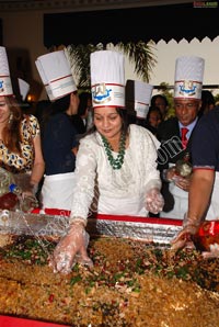 CM Kiran Kumar Reddy Wife Radhika Reddy at ITC Grand Kakatiya Cake Mixing