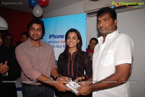 Iphone 4S Launch at Hyderabad Aircel Showroom