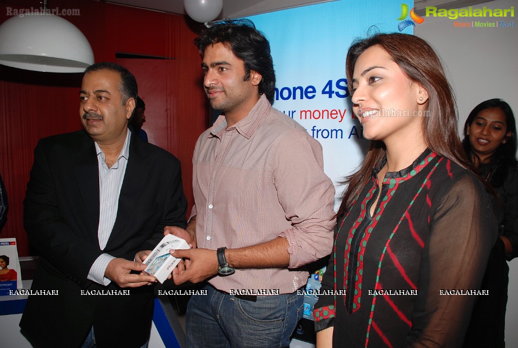 Apple iPhone4S Launch at Aircel