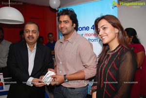 Iphone 4S Launch at Hyderabad Aircel Showroom