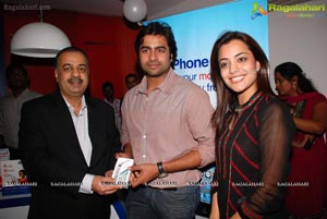 Iphone 4S Launch at Hyderabad Aircel Showroom