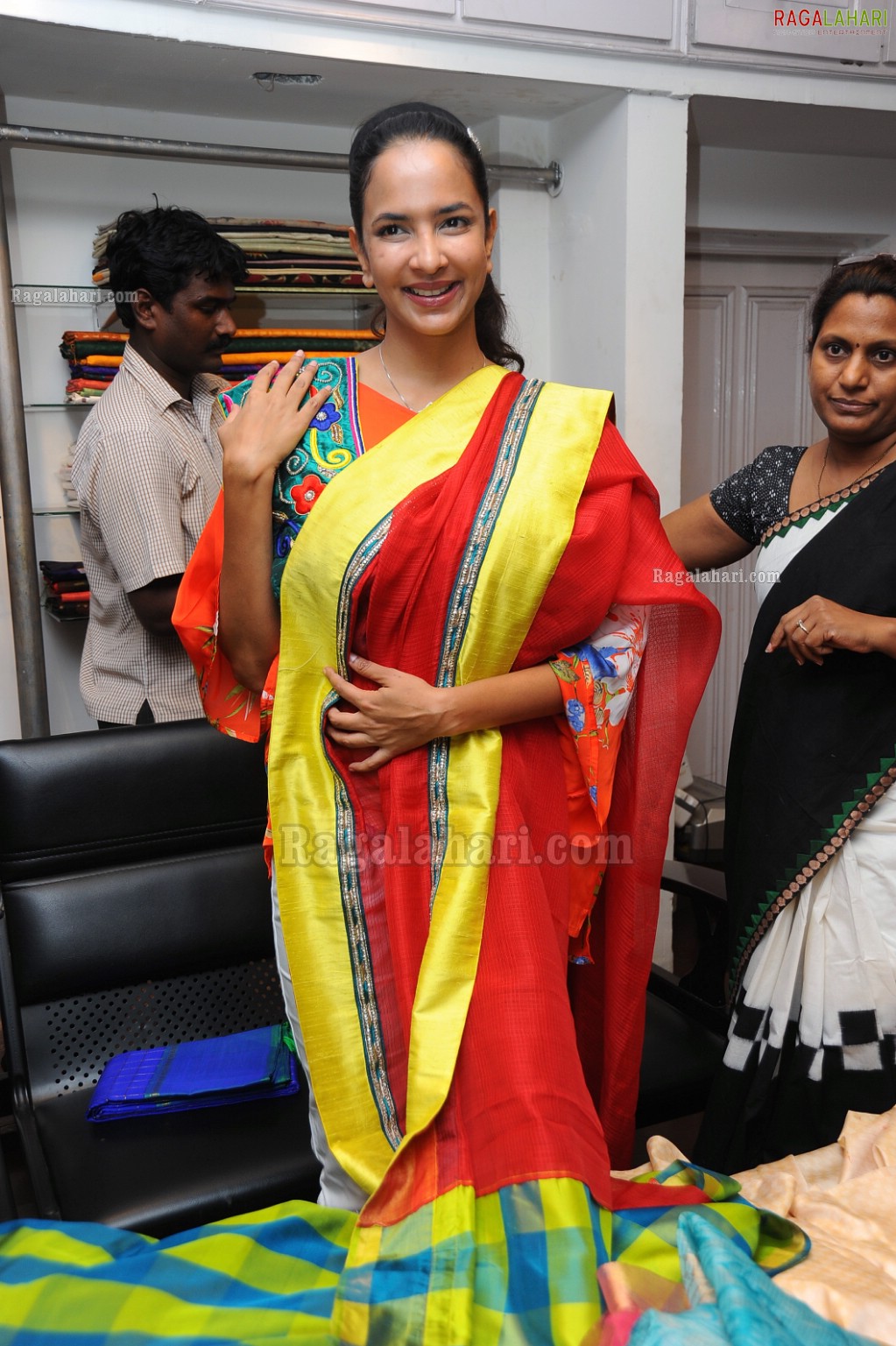 Tanya Saree Exhibition