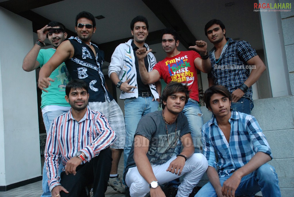 Mr.Gravity Andhra Pradesh 2011 Poster Launch