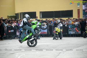 Pulsar Stunt Mania